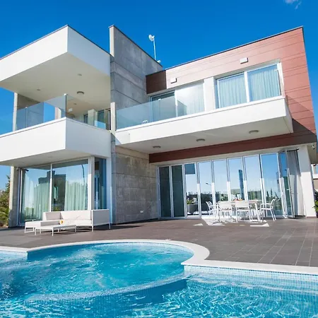 Villa Vivo Mare 3 Bedroom Ajía Nápa