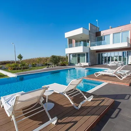 Vivo Mare 3 Bedroom Villa *